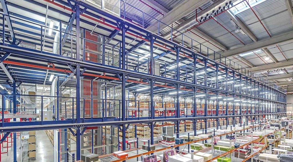 mezzanine racking system for multi-level warehouse storage